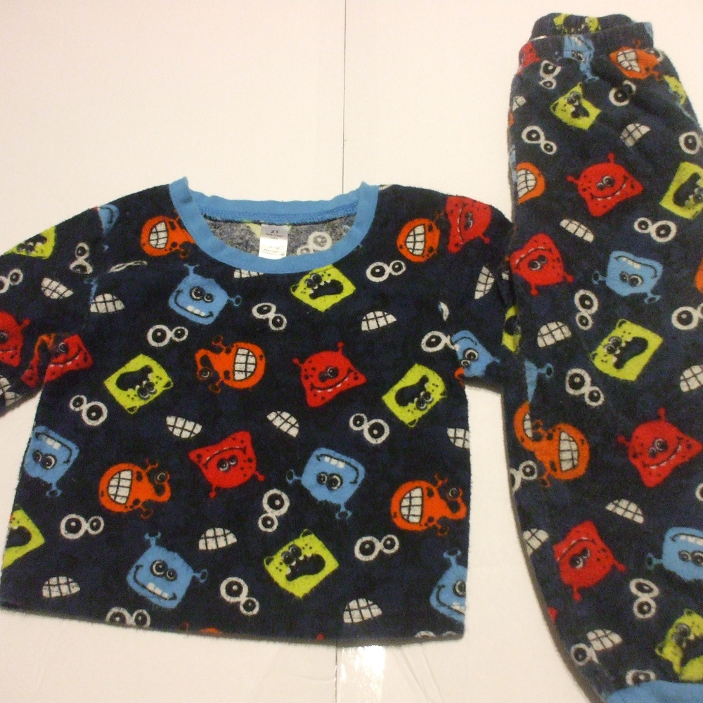 Toddlers Alien PJs Pyjamas 2T 100% Cotton
